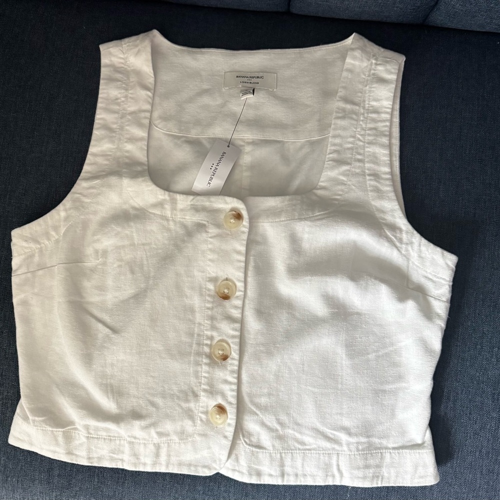 Banana Republic White Linen-Blend Button Front top